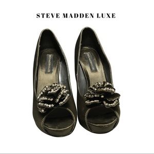 Steve Madden L-Crown Khaki Platform Heels 9